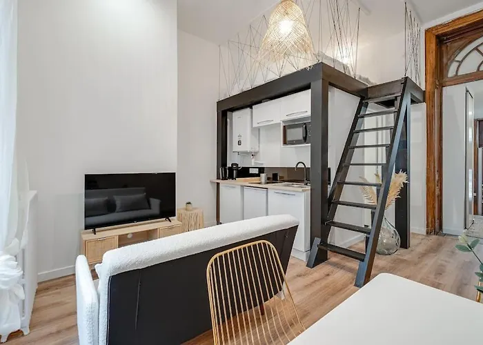  Le Boheme Superbe Loft Fonctionnel Et Central